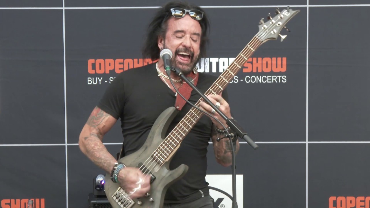 Marco Mendoza full clinic at Copenhagen Guitar Show 2019