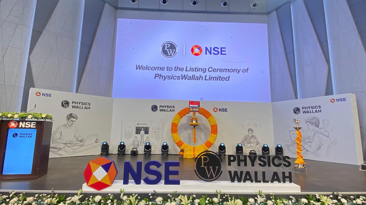 Listing ceremony of PhysicsWallah Limited