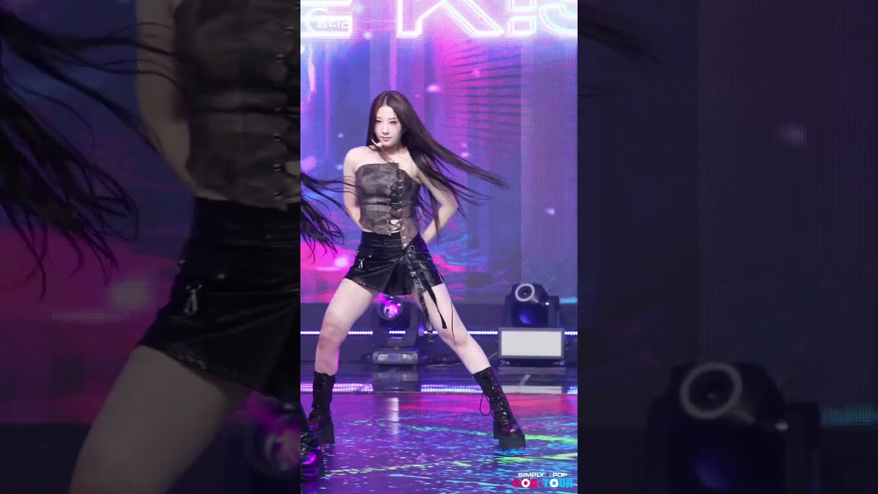chaein purple kiss fancam #chaein #purplekiss #fancam #solar #moonbyul #wheein #hwasa #mamamoo
