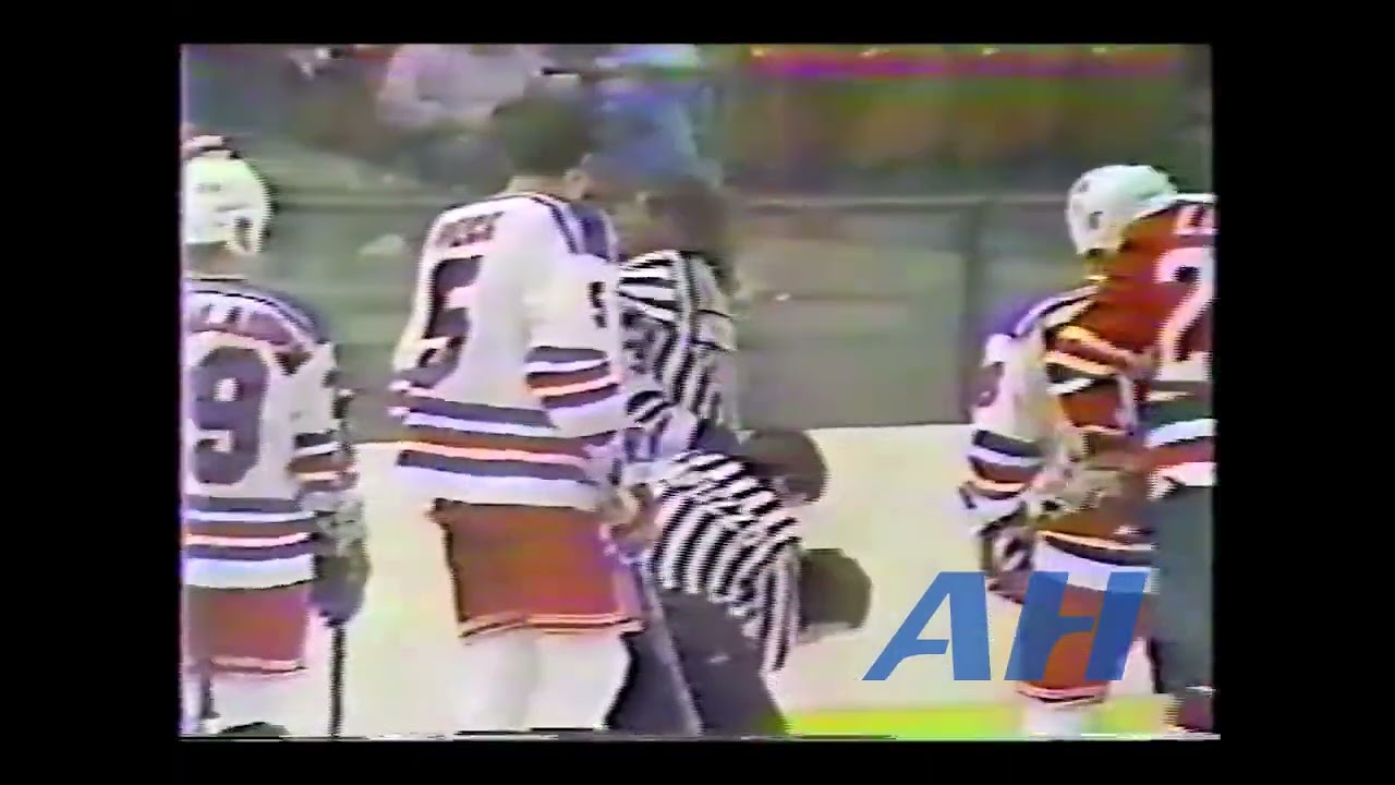 NHL Oct. 13, 1985 Bob Brooke,NYR v Rich Preston,NJ New York Rangers New Jersey Devils
