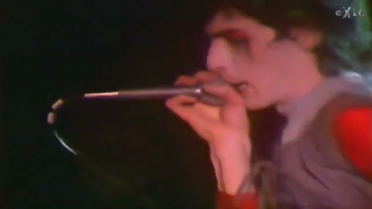 Fad Gadget - Love Parasite (Music Video)