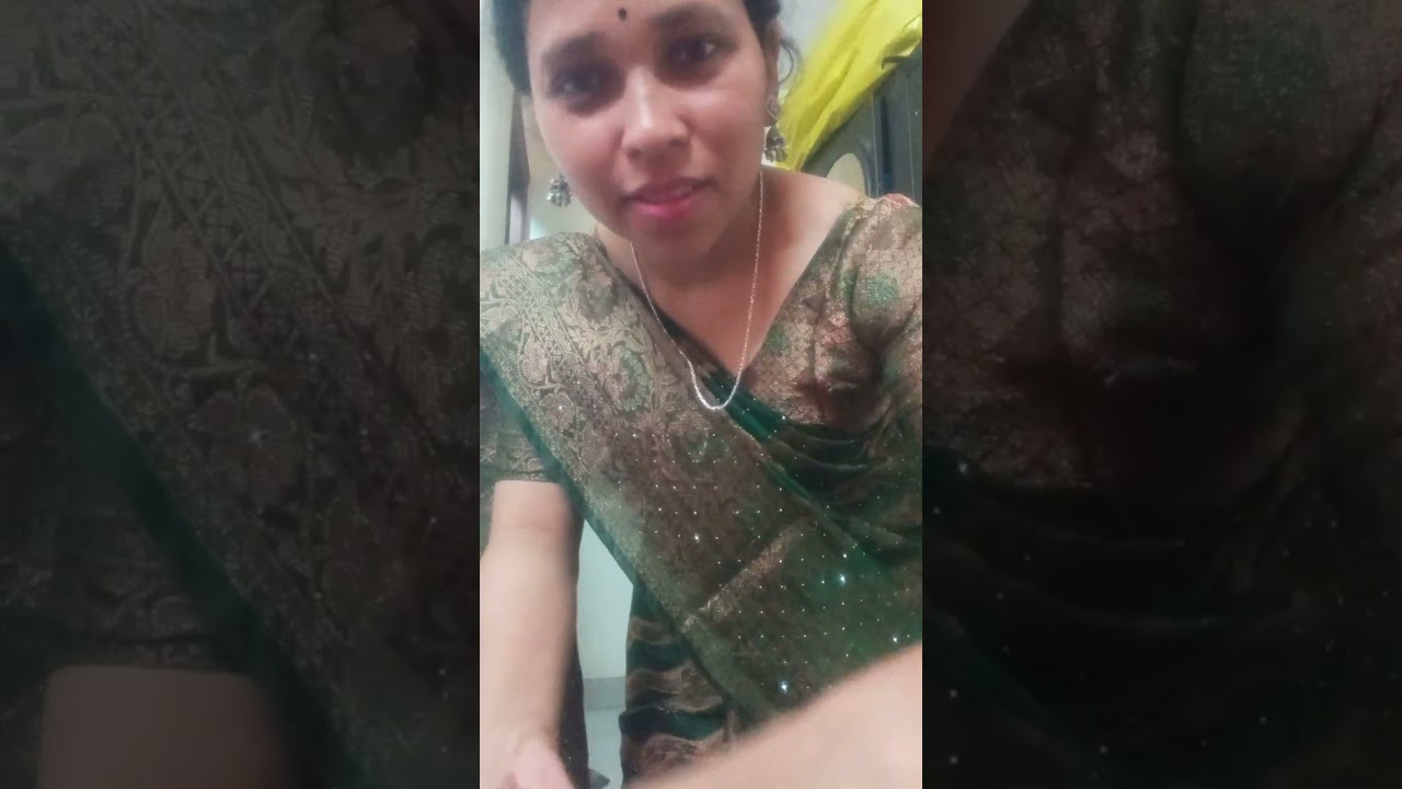 Mai Saree Pahna Chuki Hu  Or Abhi Pura Taiyar Nhi  Huvi Hu #saree #youtube #tara lakra