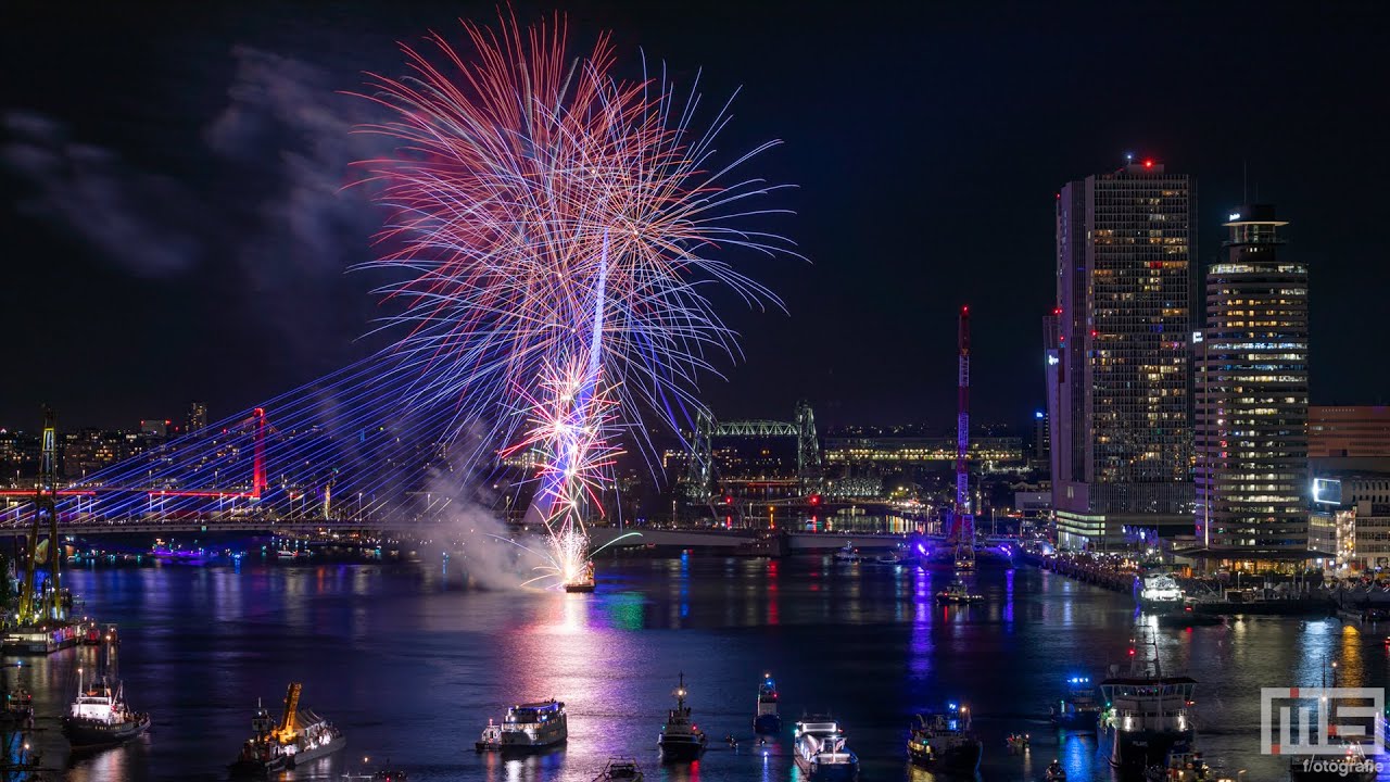 Vuurwerkshow Wereldhavendagen 2022 in Rotterdam