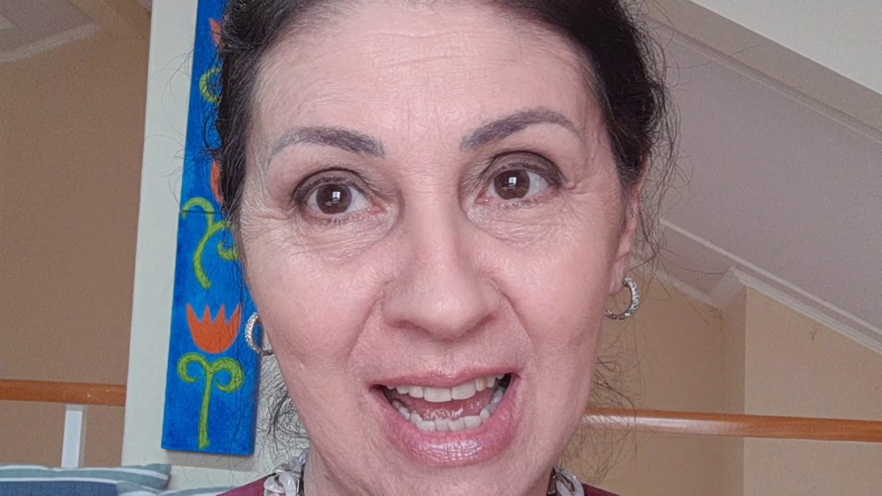 Make  para meia idade,com olho escuro para o dia