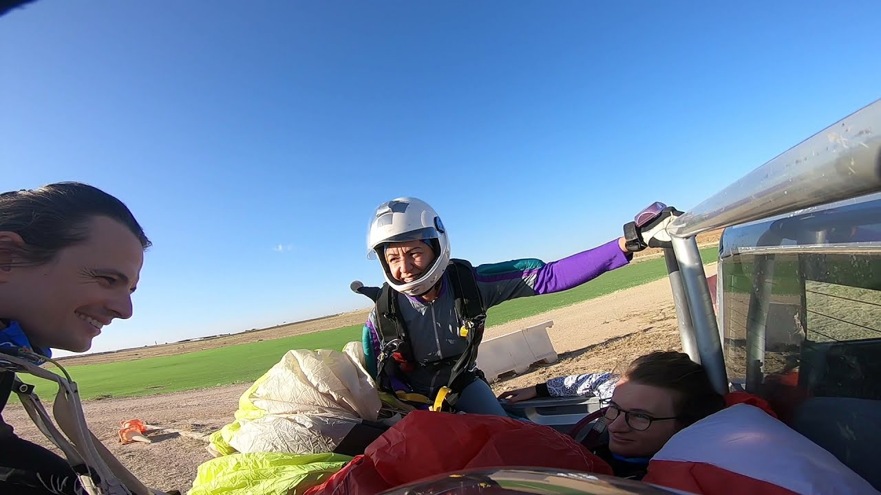 Jump 271 Personal GoPro - Relative work training - Out of zone - Skydive Madrid