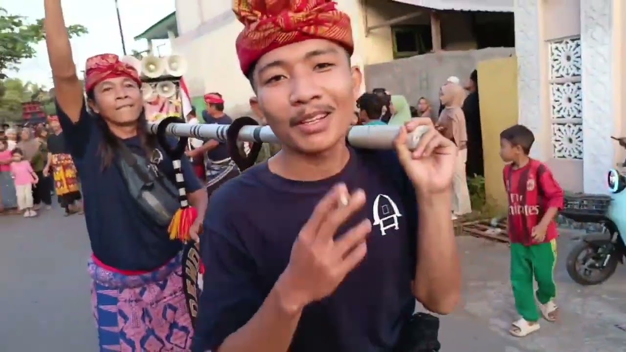 @kanakmemontong #ale ale  dende masmirah #atraksi tarian#jalanyangjauh #cilokaksasak #budayasasak #