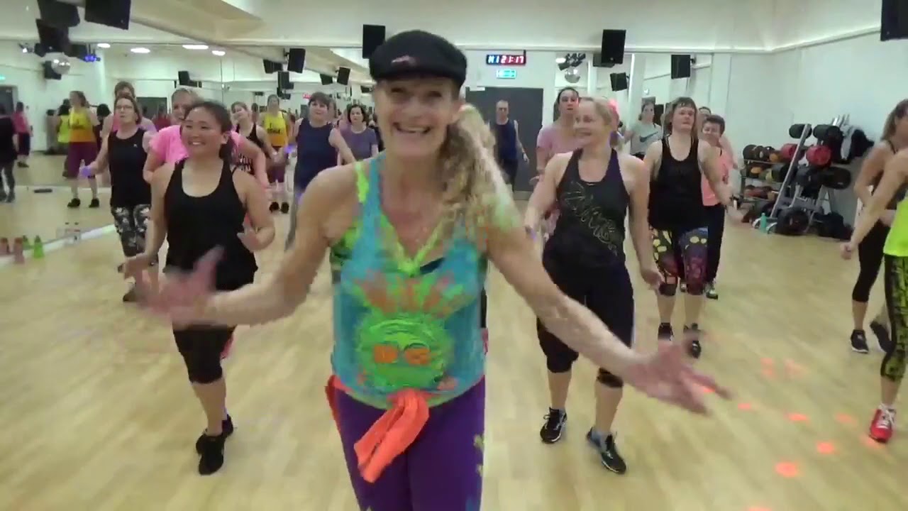 CONGA (single version) - Zumba Disco/power salsa