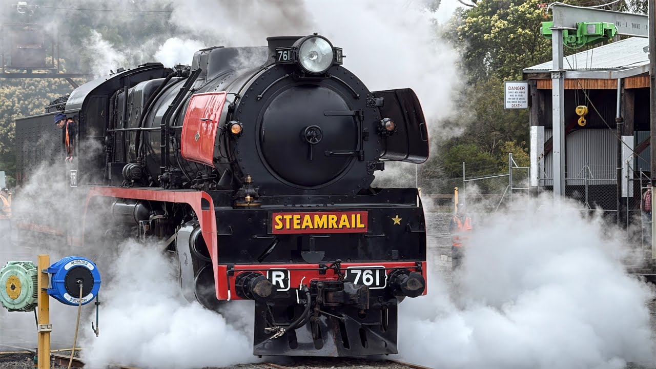 R761 at Traralgon | Morwell Rose Festival Tour