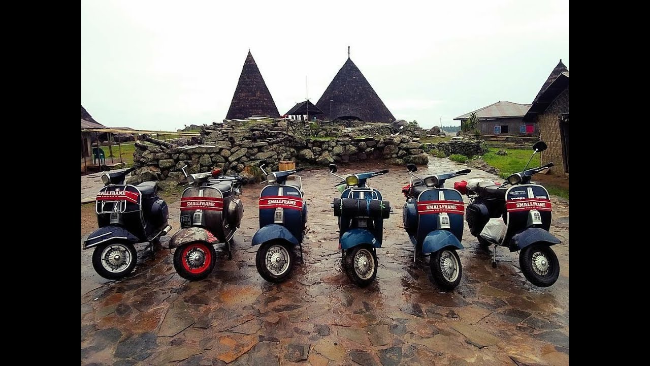 VESPA SMALLFRAME YK - SFYK GOES TO FLORES