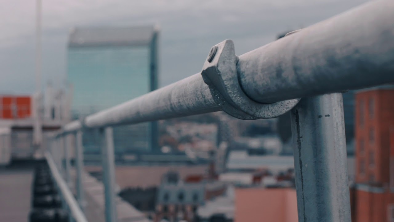 Kee Safety's Roof Edge Fall Protection and Safe Access Solutions