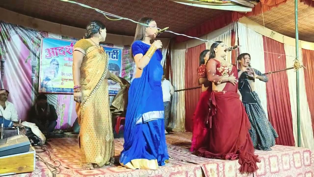 #Pujamau#एगो चुम्मा ||ले जा गालमें ||संघ दिलवो लेजा ||रूमाल में||trending #dance #bhojpuri #