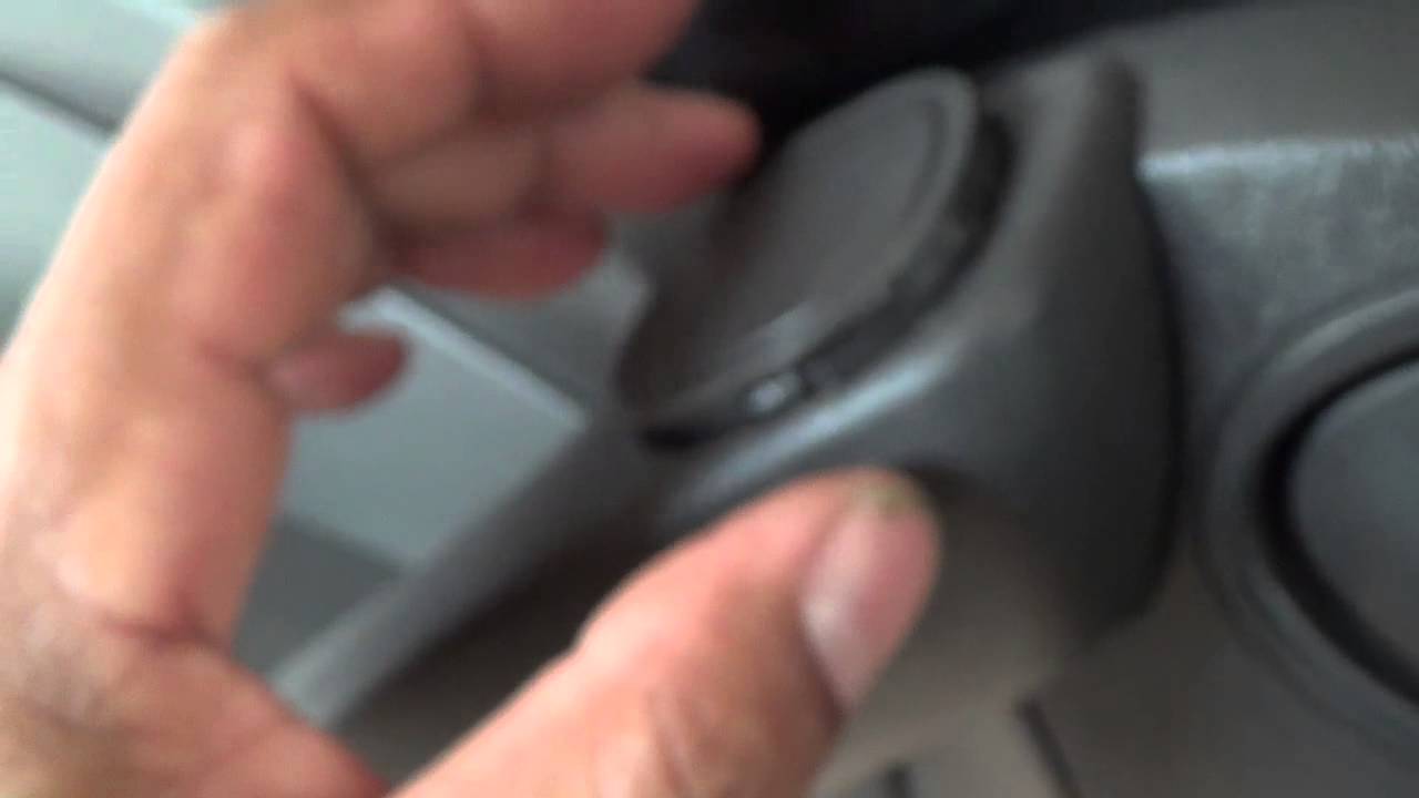 COMO TIRAR FORRO DA PORTA MANIVELA E TRAVA ELÉTRICA  FORD KA PASSO A PASSO