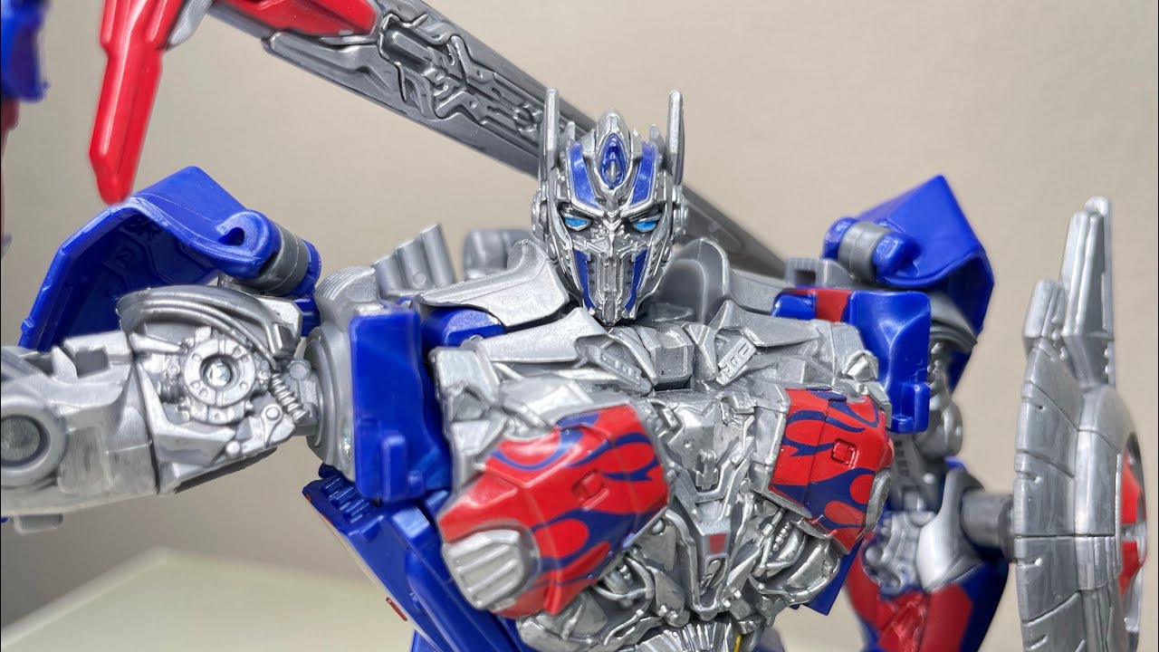How to Customize Your Transformers Figures