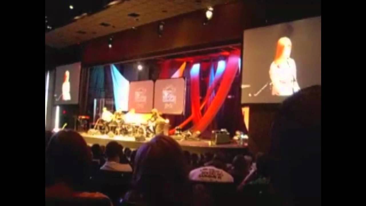 PARAMORE-Willow Creek Church,2008[FULL PERFORMANCE]