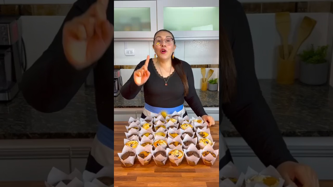 CON 1 KG DE HARINA HACEMOS M&Aacute;S DE 32 MUFFINS PARA VENDER😱