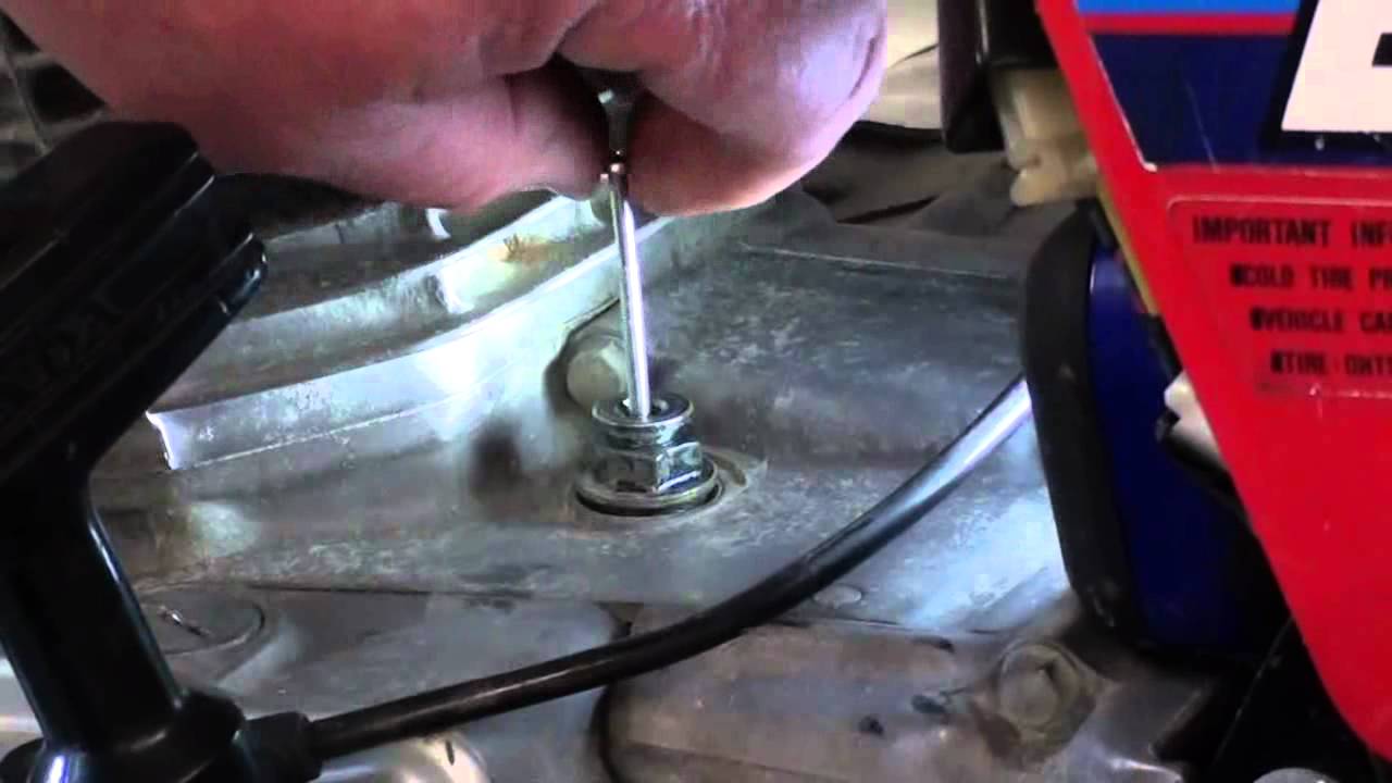 Pt.3.5 Honda ATC200S How To Adjust The Cam Chain