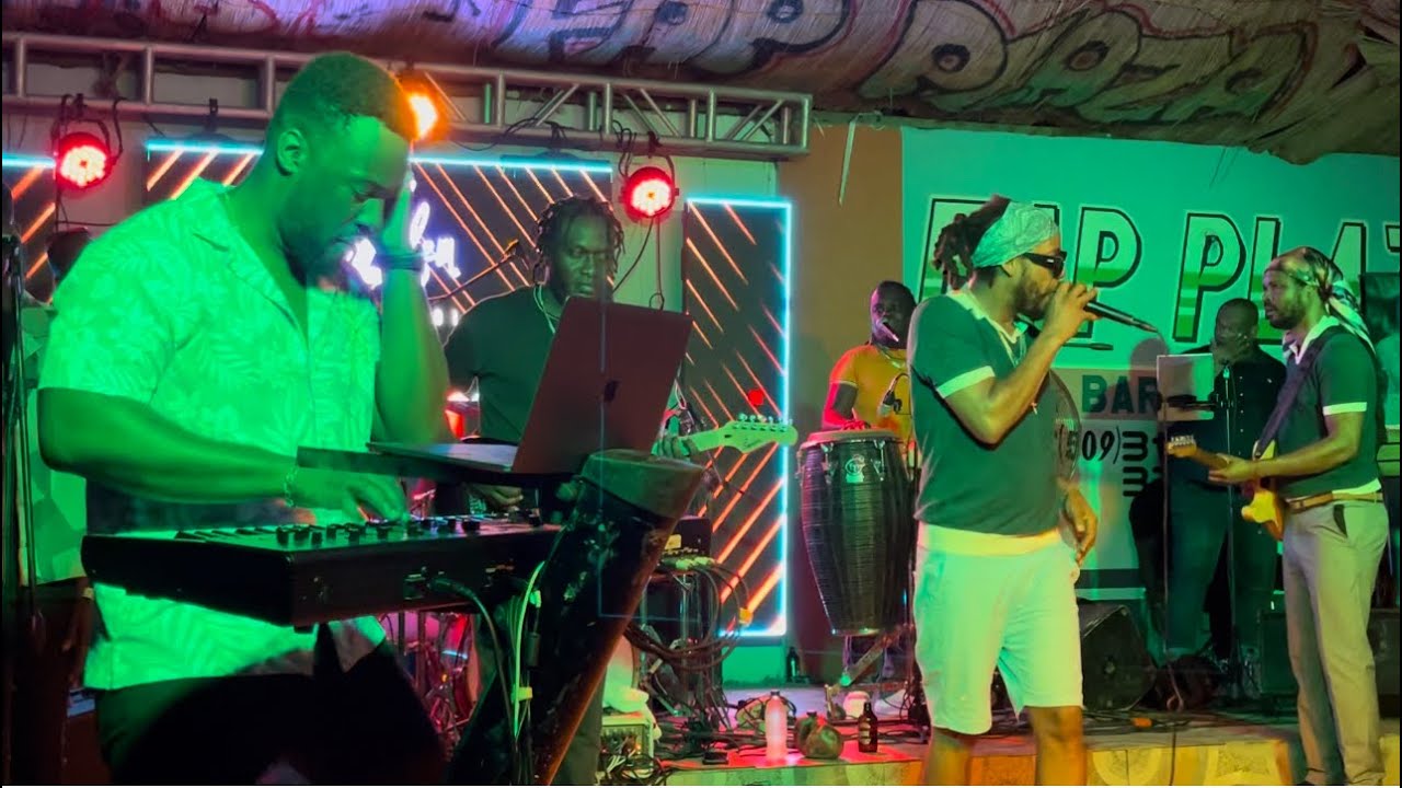 Zafem Karamel Live Yon Trè Bèl Adaptasyon De Reginald Cange Wow!  Wow! Bat Bravo👏
