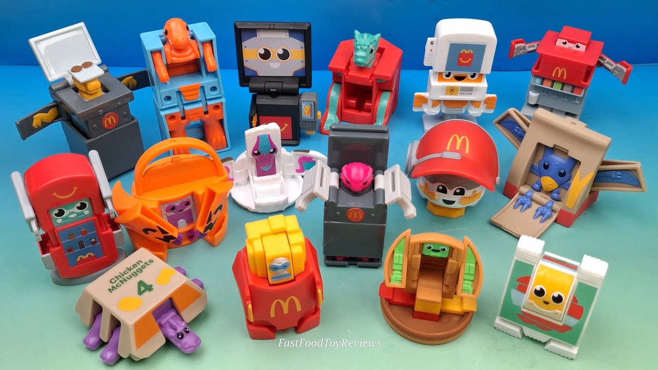 Видеообзор набора из 16 коллекционных фигурок Happy Meal от McDonald's Changeables 2026 года.