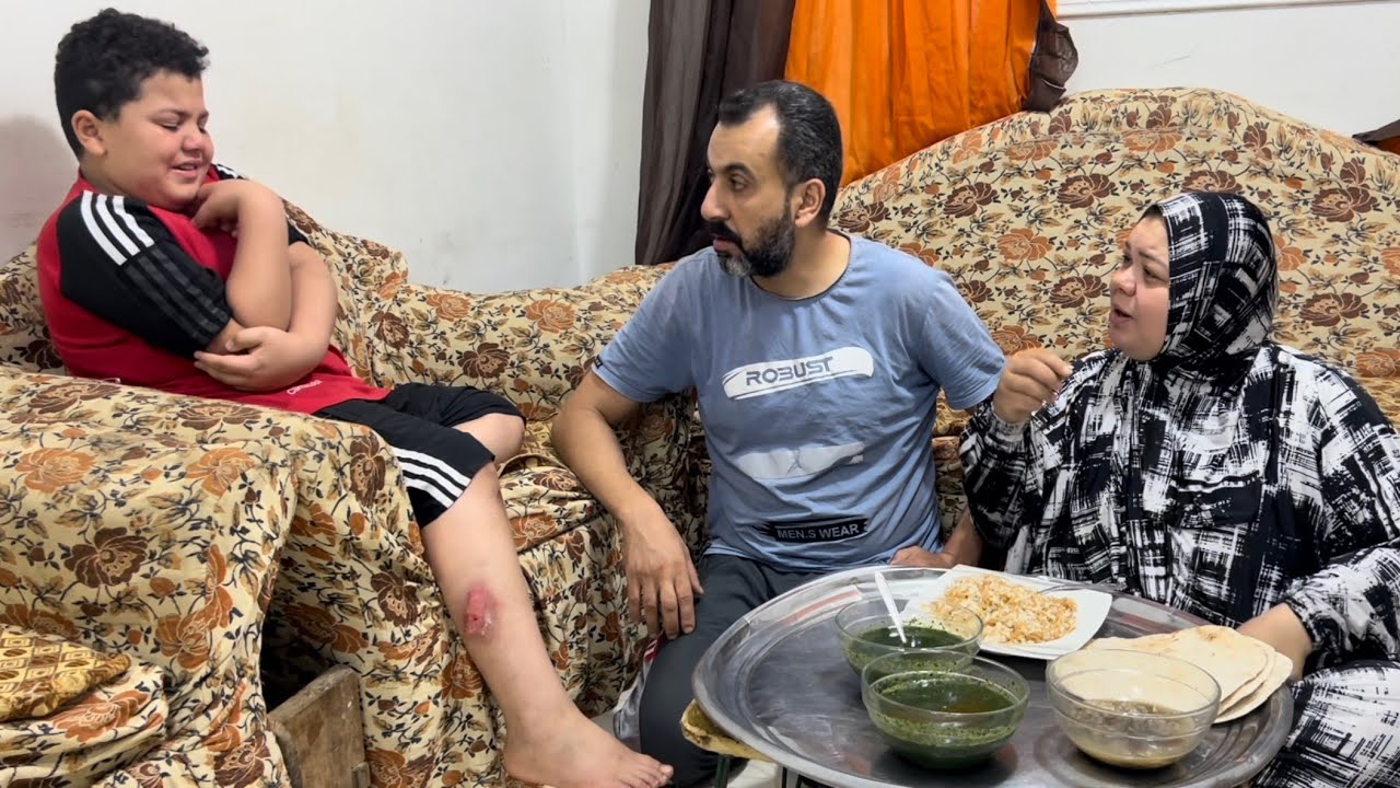 ام جني دموعك غاليه عليه ياريان كل دا عشان كل المانجا انا زعلانه قوي من مازن زعل احمد عشان كل 😜😜😜