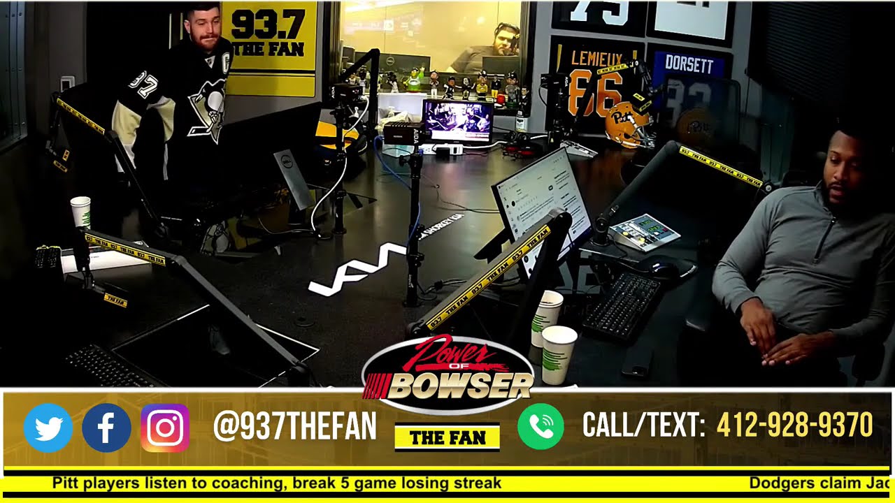 93.7 The Fan Live Stream