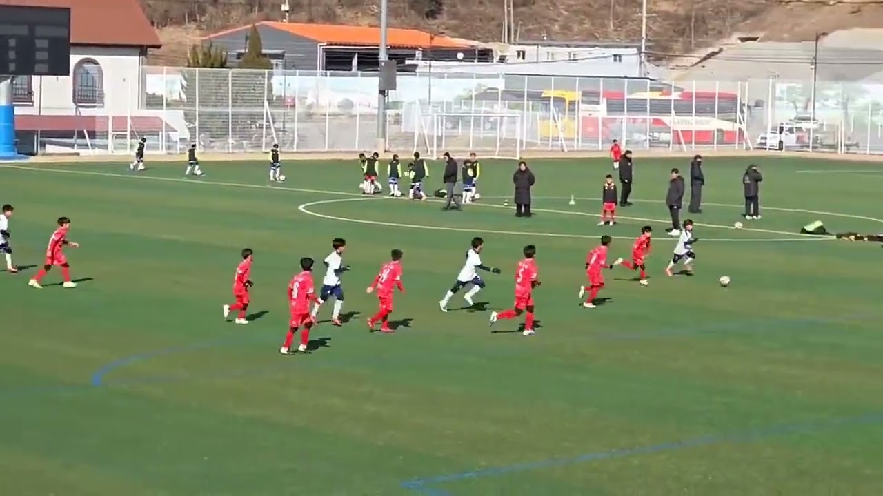 20260127  예산스토브리그 U-12  군포퍼스트FC VS 춘천스포츠클럽 전반전