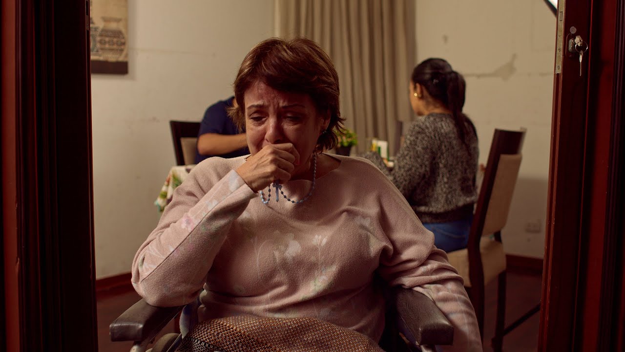 Vivía llena de LUJOS a costa del DOLOR de su MADRE