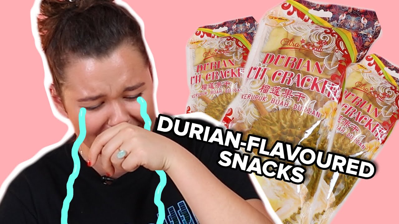 Aussies Try Indonesian Snacks