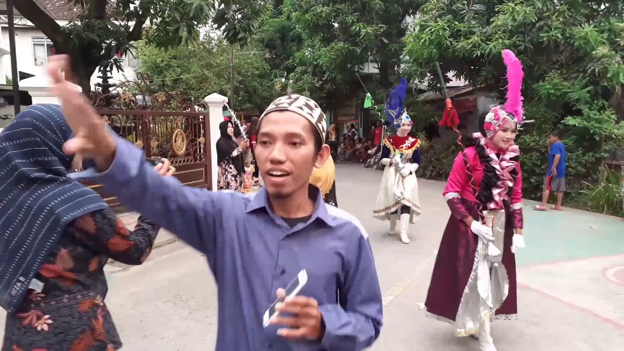 Pawai Taaruf 2019 PP. Putri ARIS dalam rangka Haflah Akhirusssanah