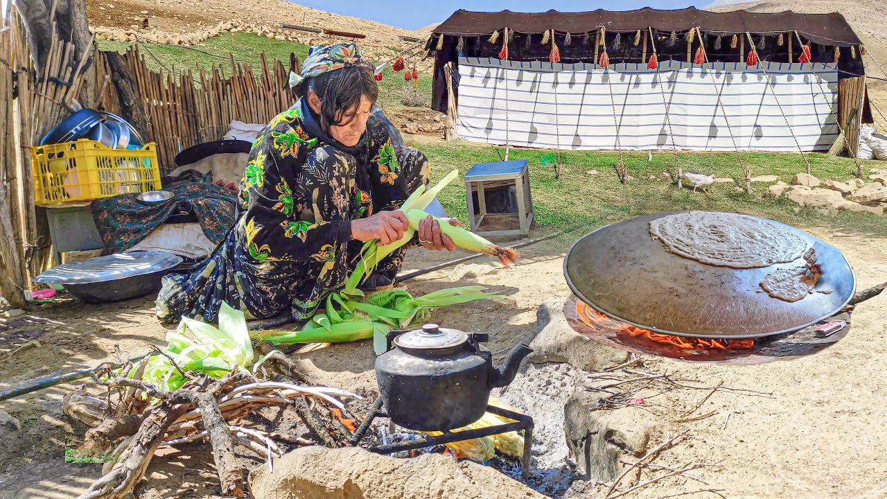 IRAN VIllage Cooking: How to Make Traditional Sesame Bread in the Village/طرز تهیه نان کنجدی سنتی