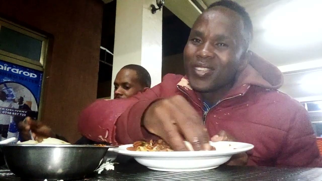 Tuma pesa akuzoe usijifinye sana.....