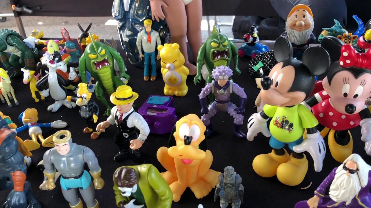 Visita a Tianguis Melrose Los Angeles ★ juegos juguetes y coleccionables ★