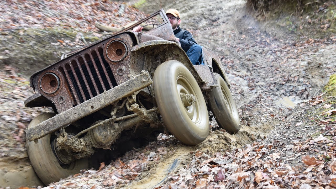 Driving the DESTROYED Jeep in MUDDY TRAILS