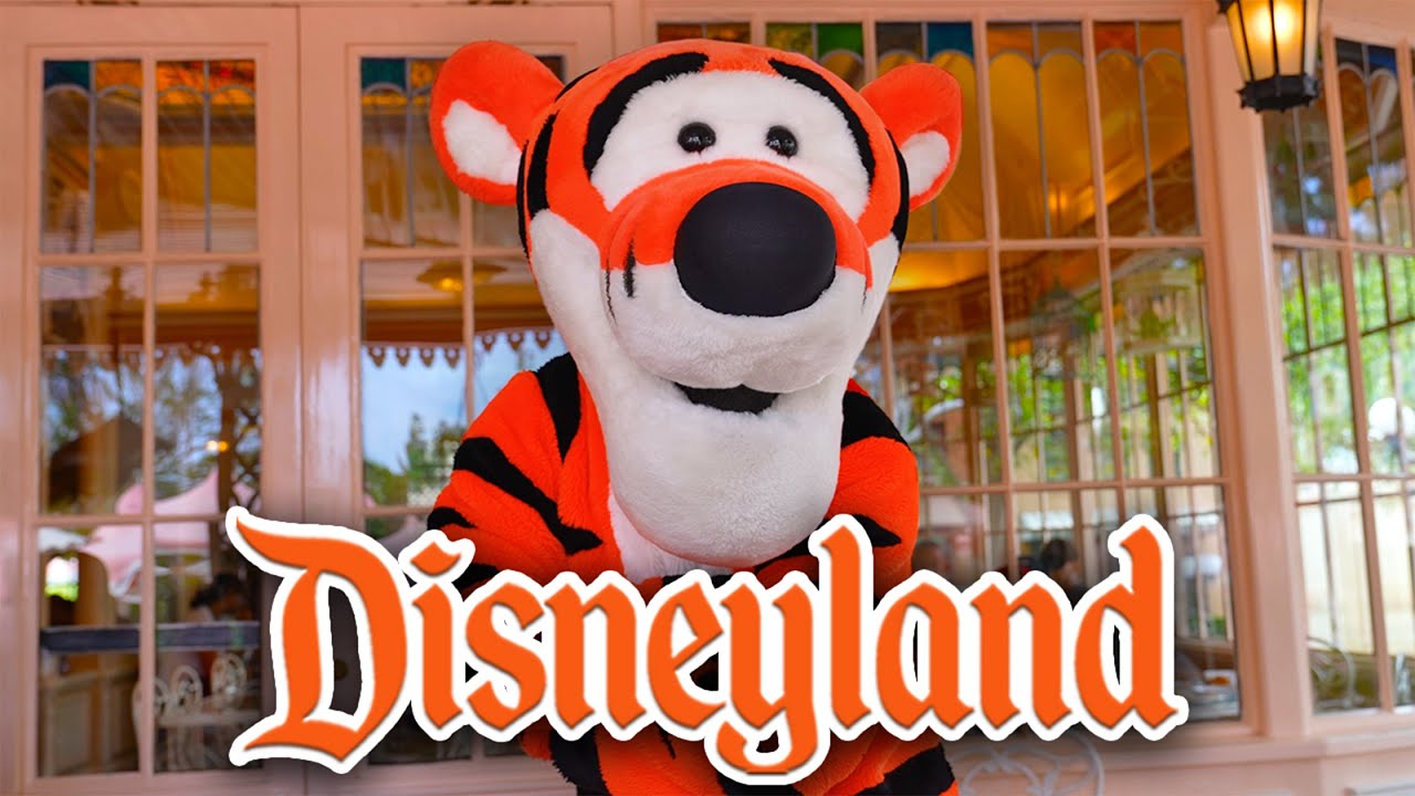 Disneyland Walkthrough - Plaza Inn Breakfast & Big Thunder Mountain [4K POV]