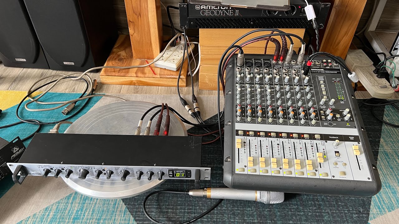 Mixer mackie onyx 1220 ghép effect rời Tc electronic M350