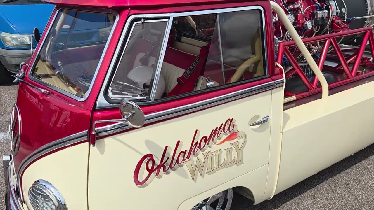 OKLAHOMA WILLY -JET BUS CLOSE UP
