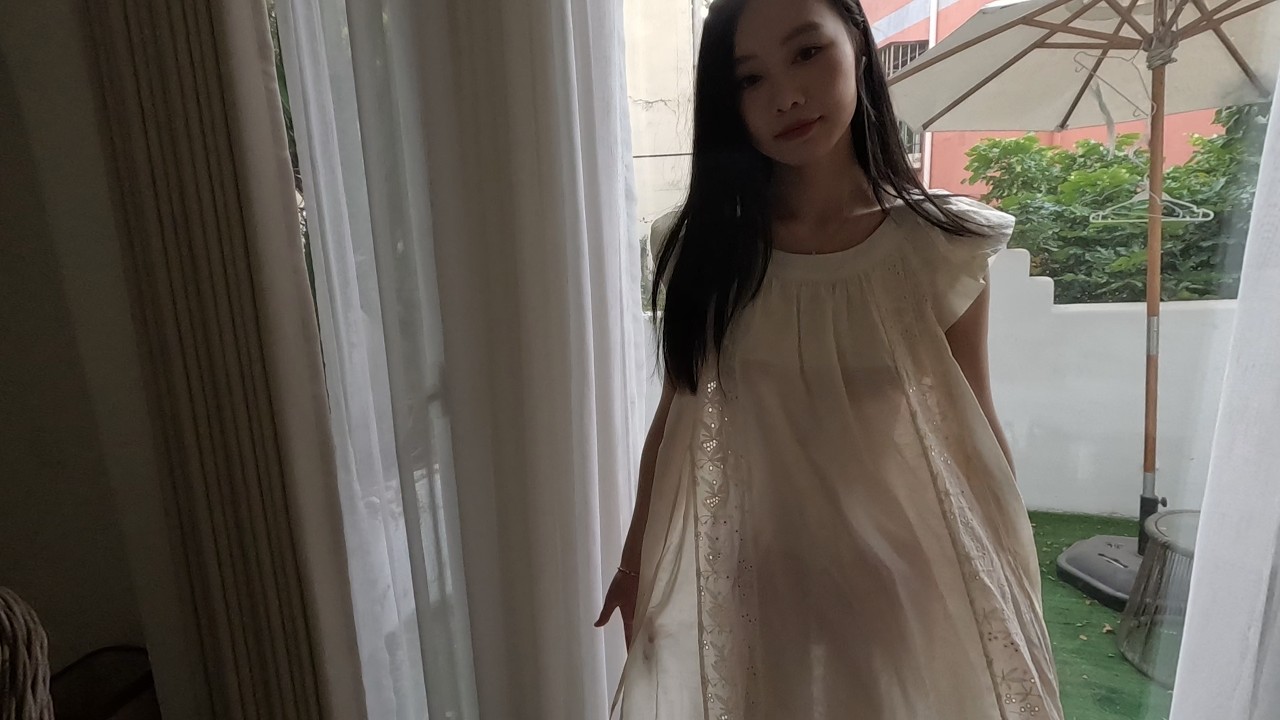美美的可可展示我们proudfox设计的经典两片式连衣裙哦