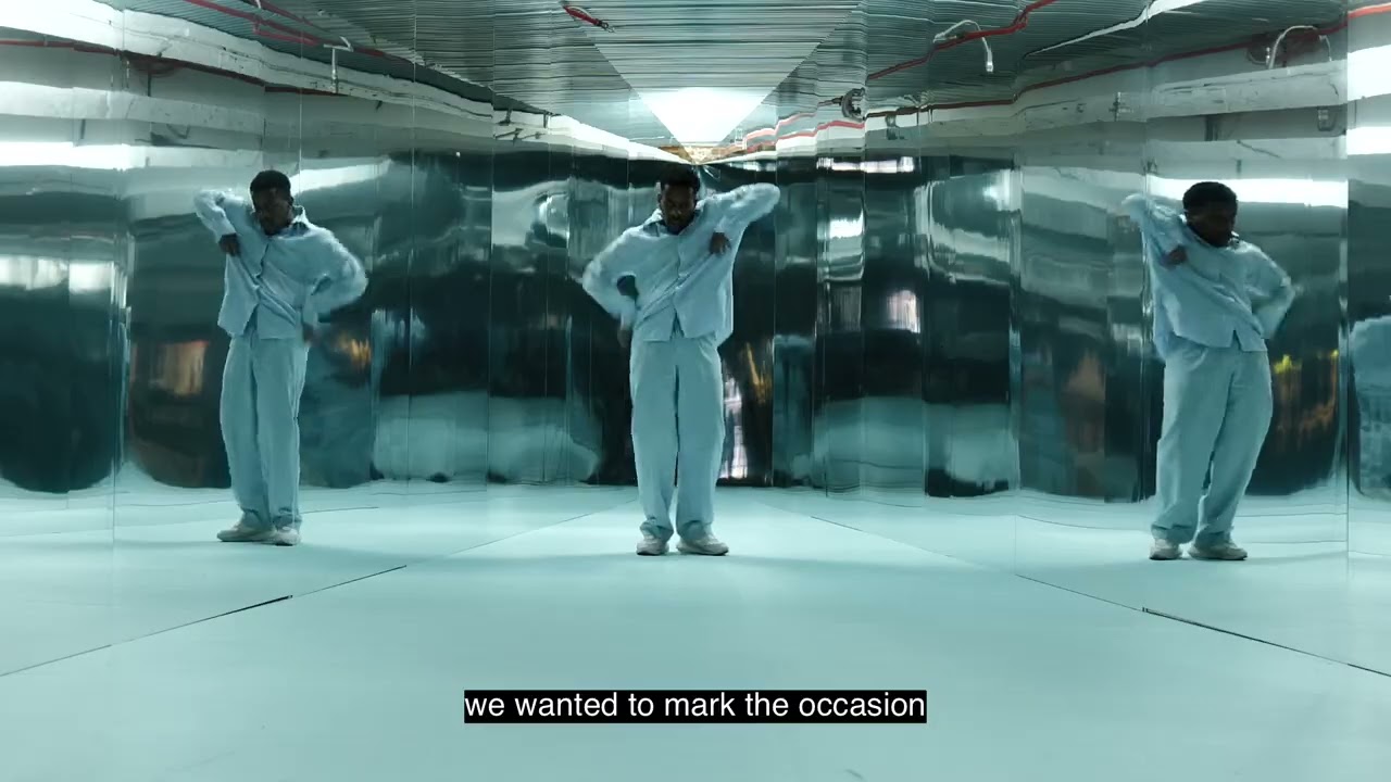 Mirror Multitude  STROMAE x ARNAUD LAPIERRE 2022 STIB DIGIZIK