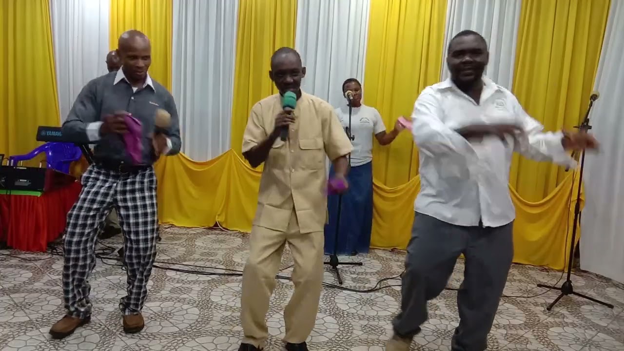Praise songs by Benson mkulo