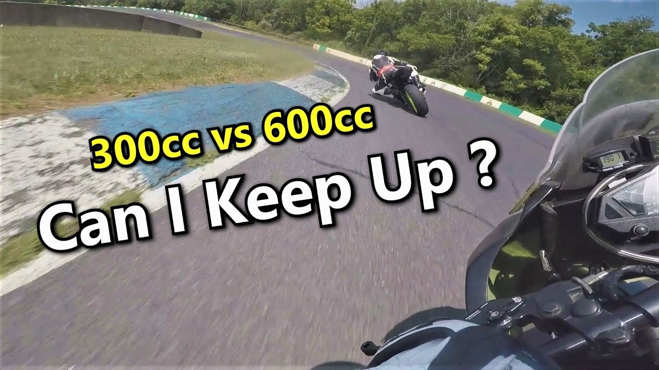 Kawasaki Ninja 300 vs. Yamaha R6 | RACETRACK