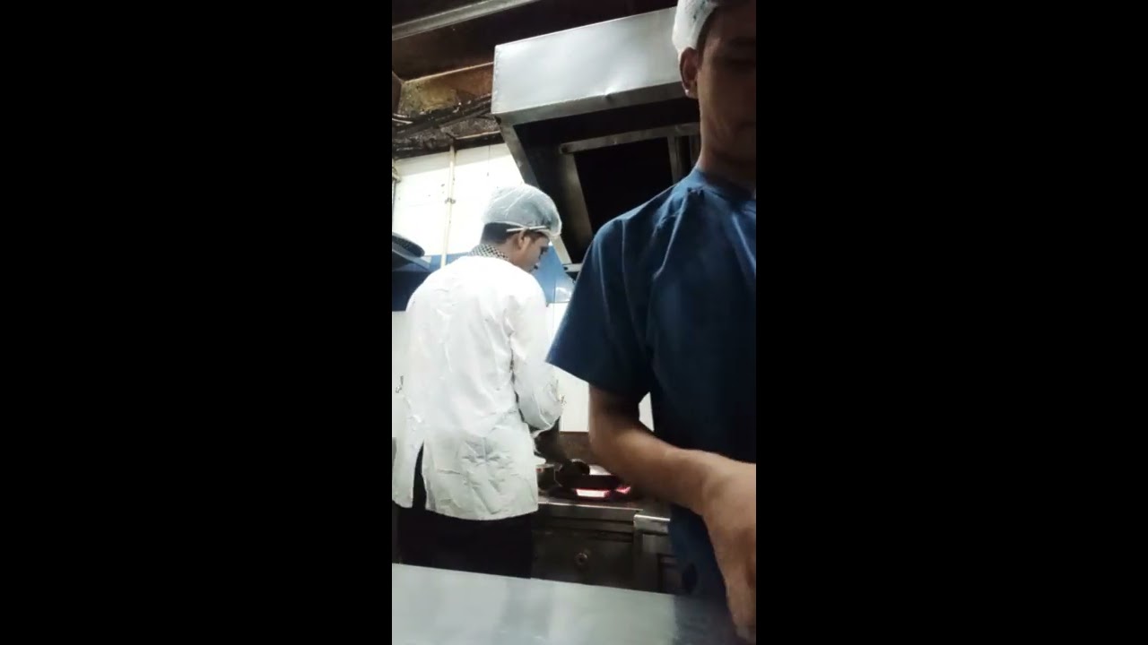Pyaari teri yaad aundi garhwali song by Roshan Kumar . (South Indian chef) new Delhi