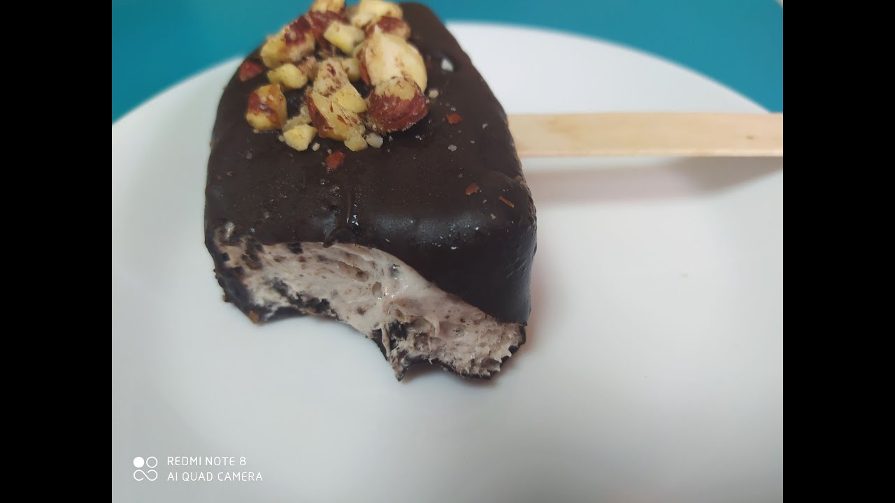 بثلاثة مكونات فقط..آيس كريم الأوريو الفاخر-oreo ice cream