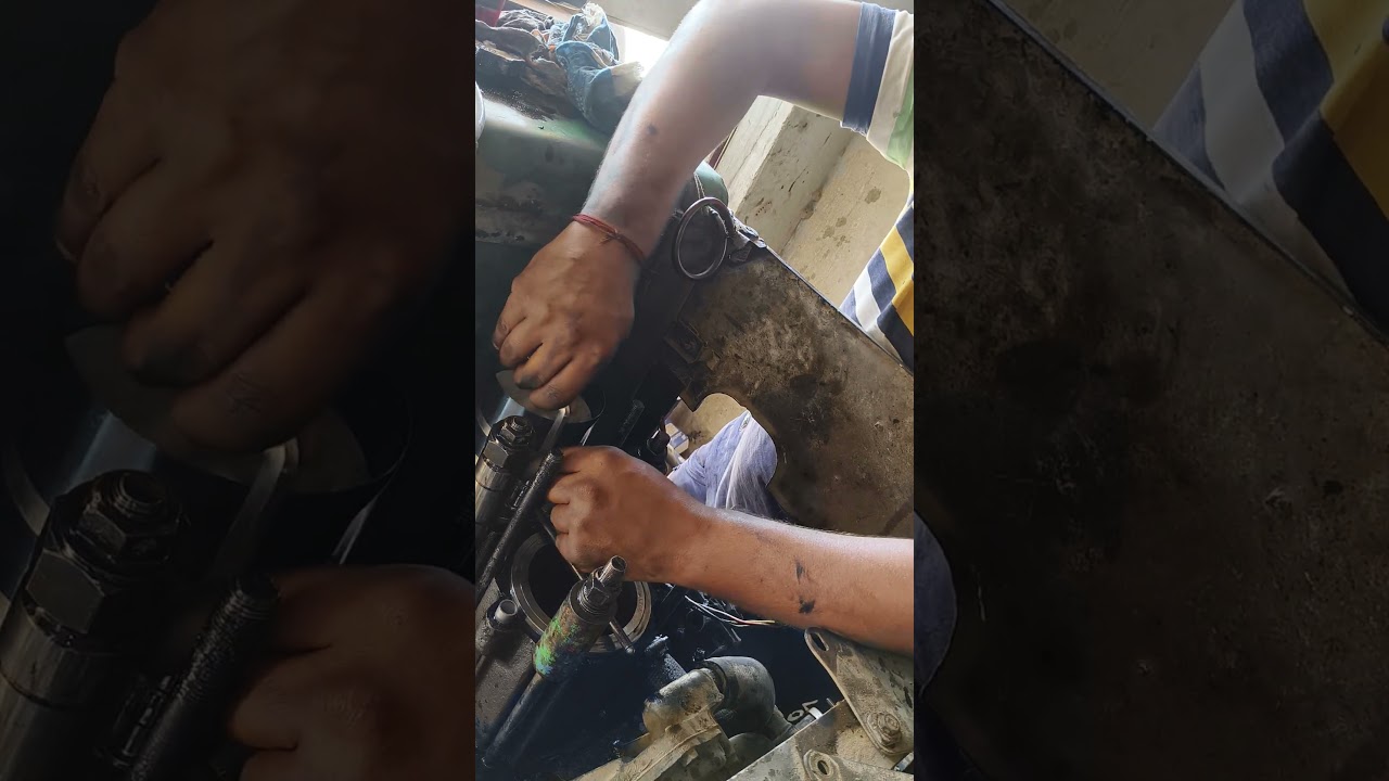 🛠️🛠️ Swaraj 724 diesel engine piston fitting #swarajshop share subscribe likes