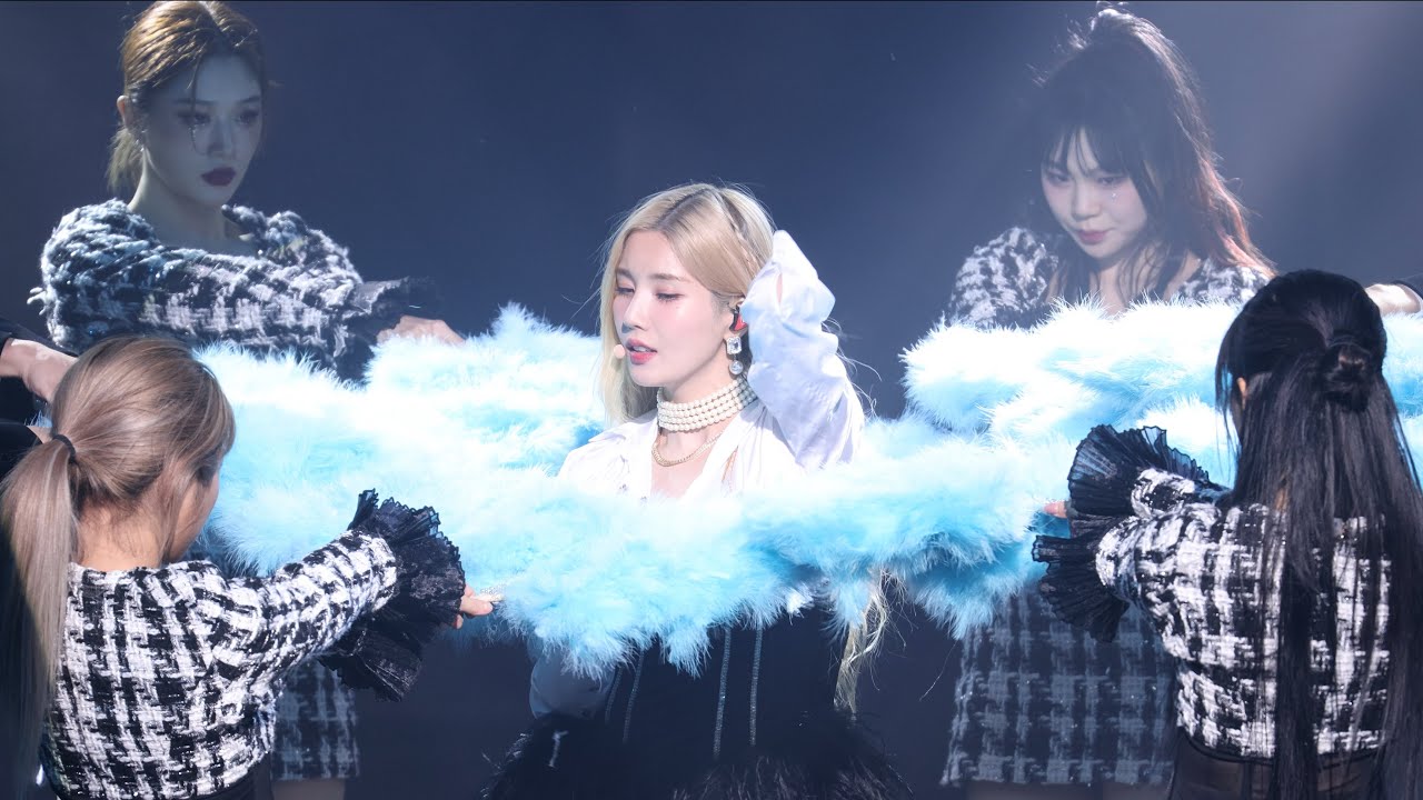 221218 KWON EUN BI 2nd CONCERT 〈Next Door〉 권은비 - 언더워터(Underwater) 8K 직캠