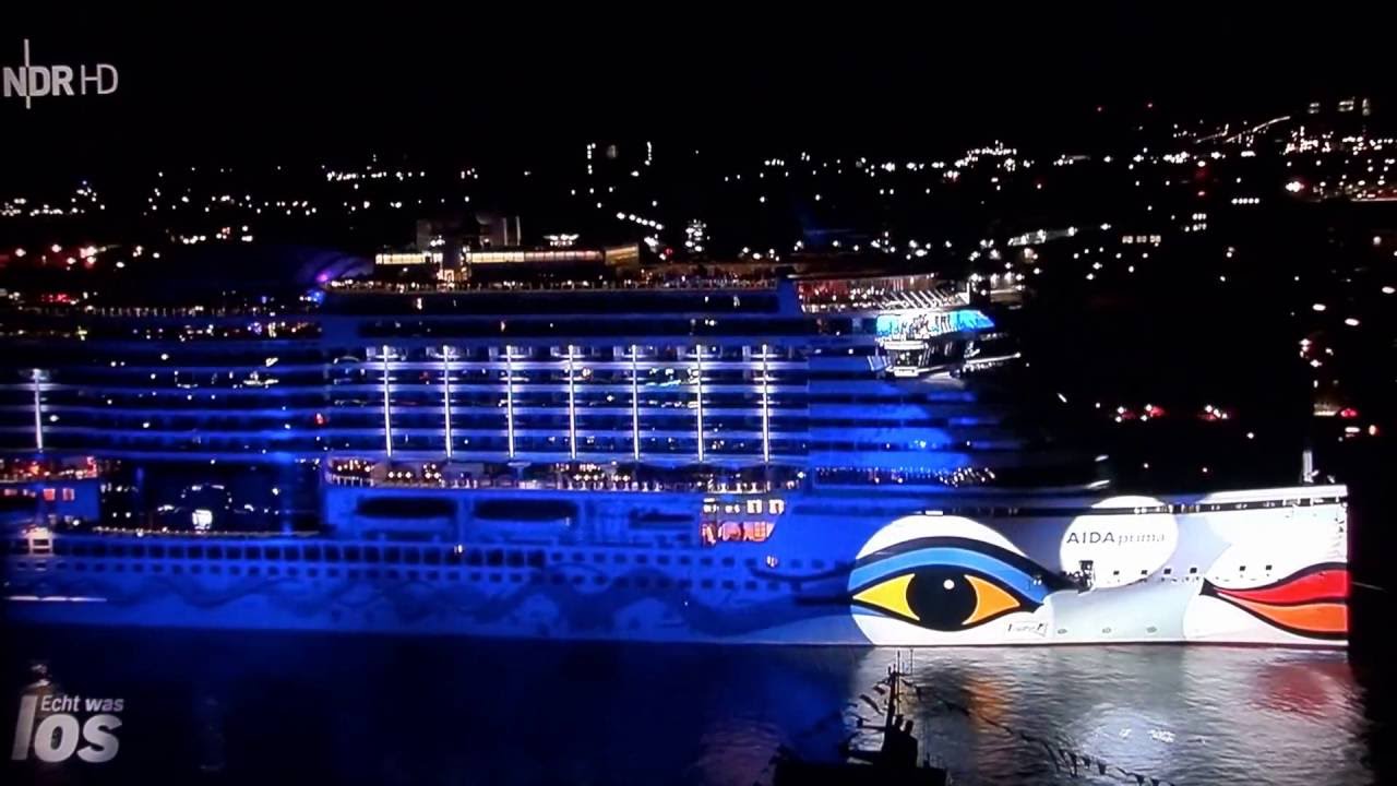 827. Hafengeburtstag Hamburg  / Taufe AIDAprima 2016