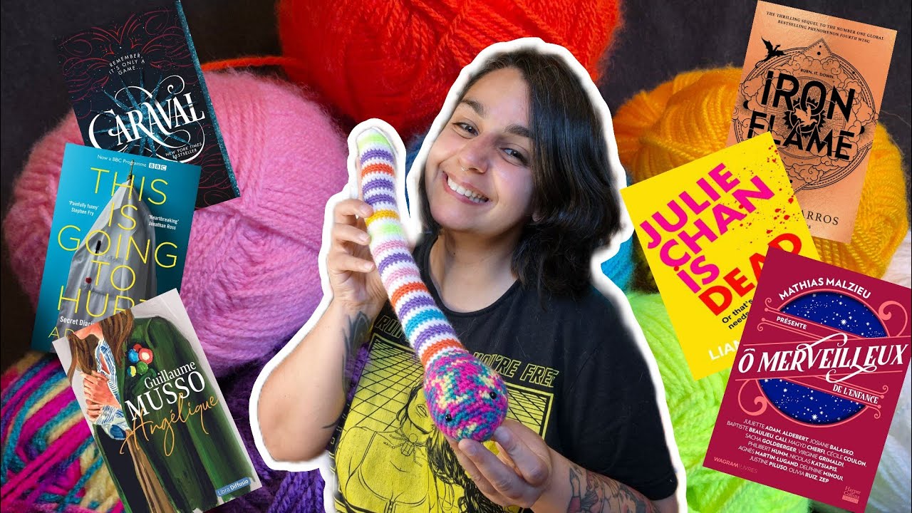 Updating my crochet book rating snake /Crochet and Reading Vlog