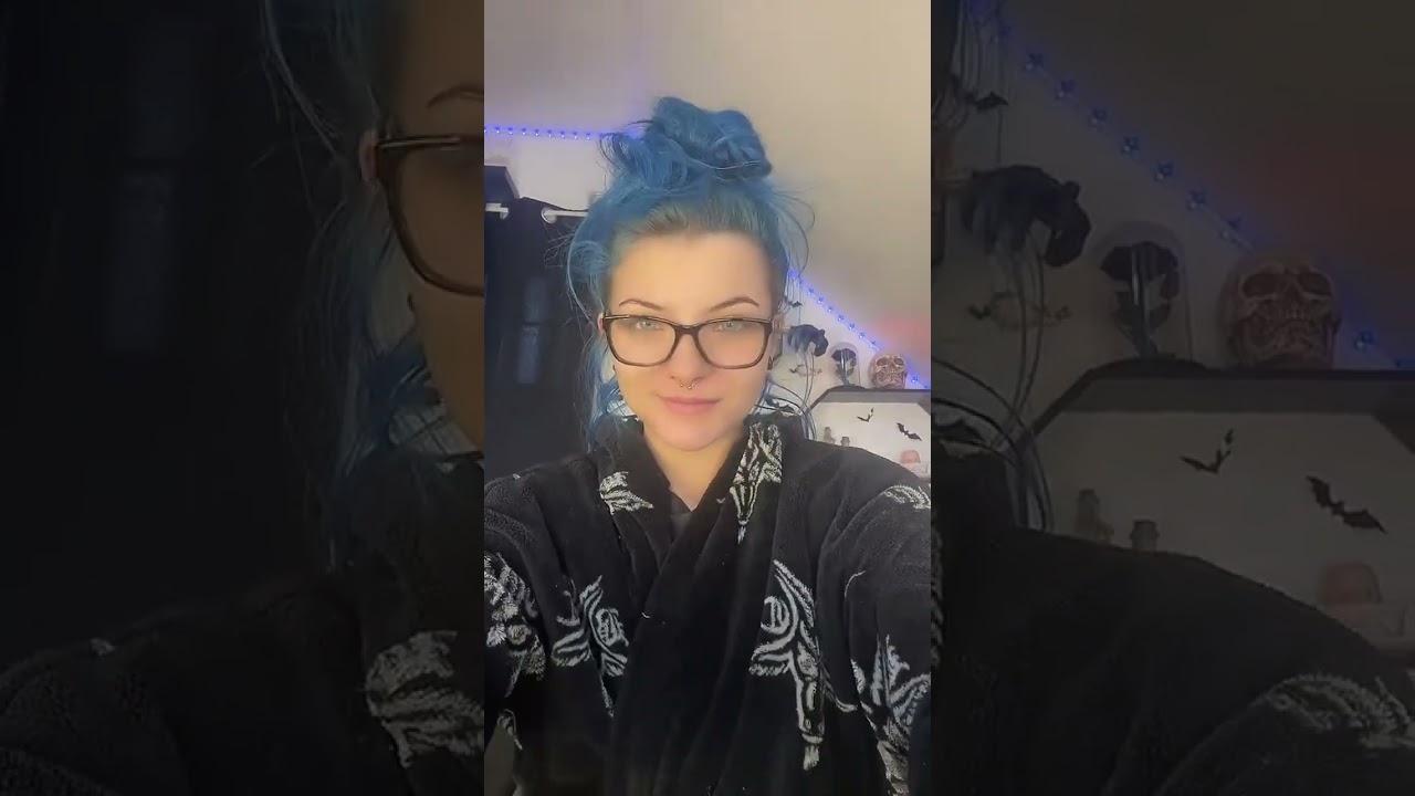 Blow my mind 🤯😈 #followmyig 🔗 in my bio #alternativemodel #girlswithtattoos #alttiktok