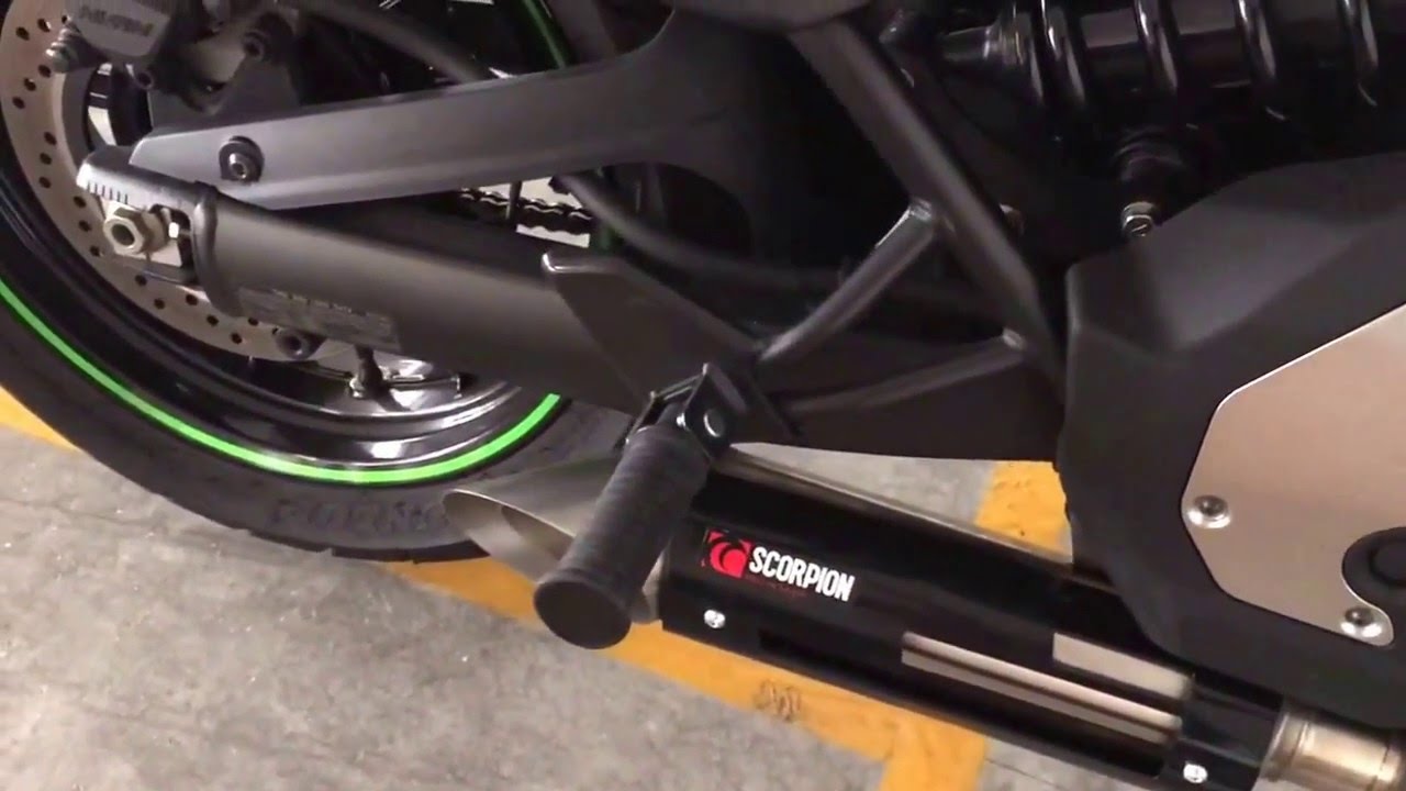 Scorpion Red Power (Made In UK) @ Kawasaki Vulcan S 650cc