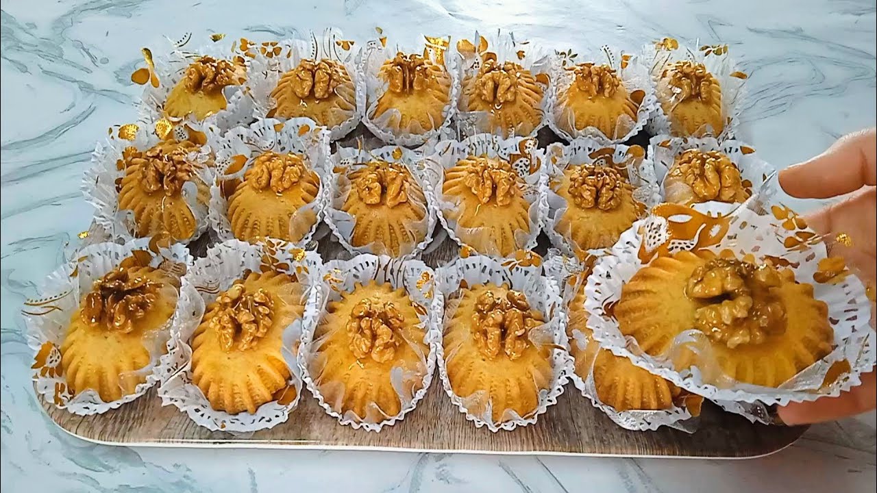 حلوة المنقوشة المعسلة بحشوة طرية وصفة سهلة وبسيطة في التحضير