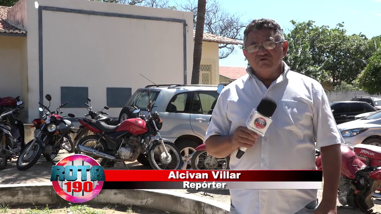 Bandidos invadem velório e roubam moto
