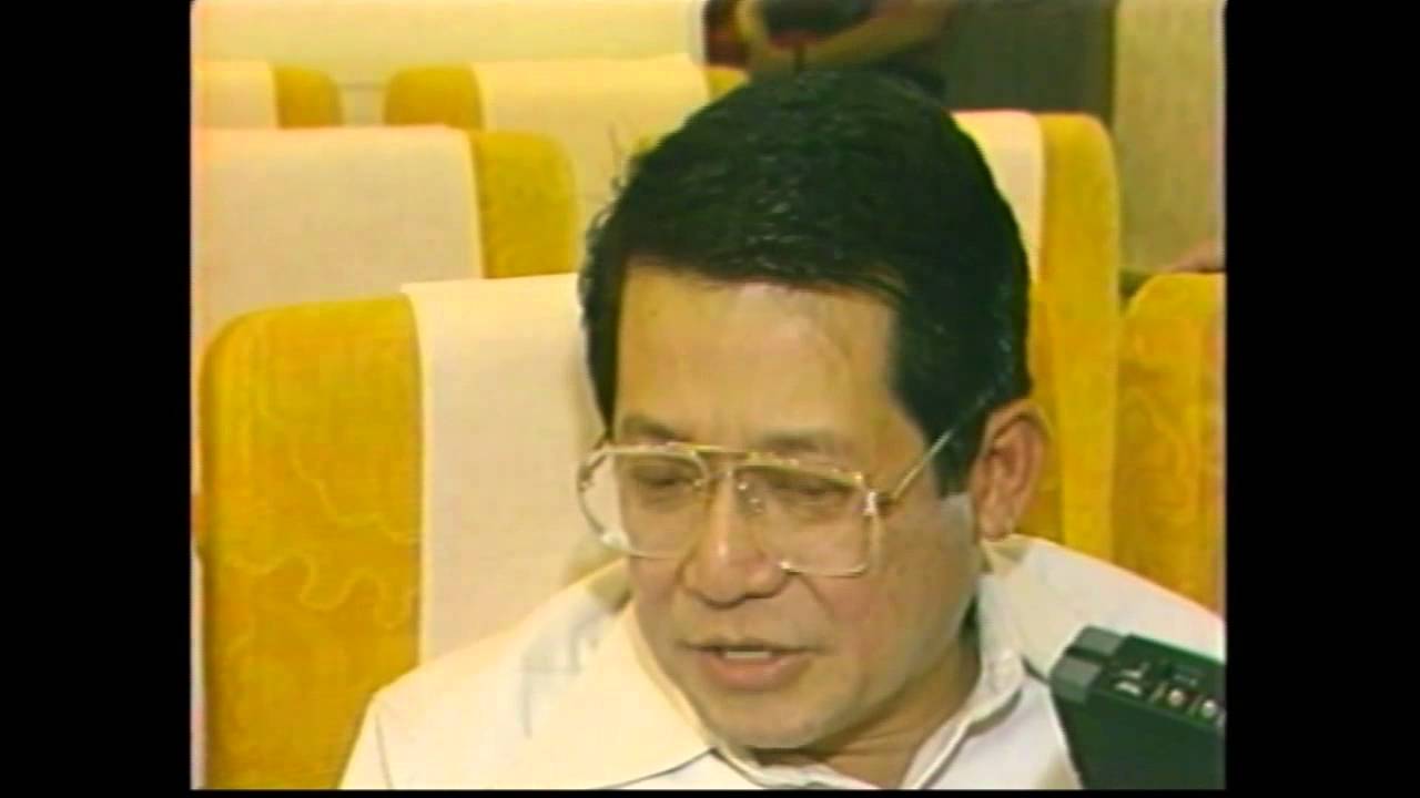 Full Airplane interview: Opposition leader Senator Benigno 